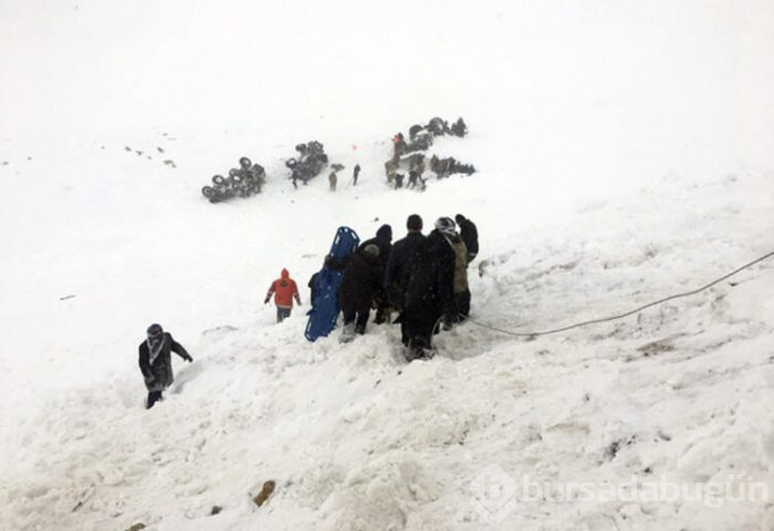 Çığ üstüne 39 kurban