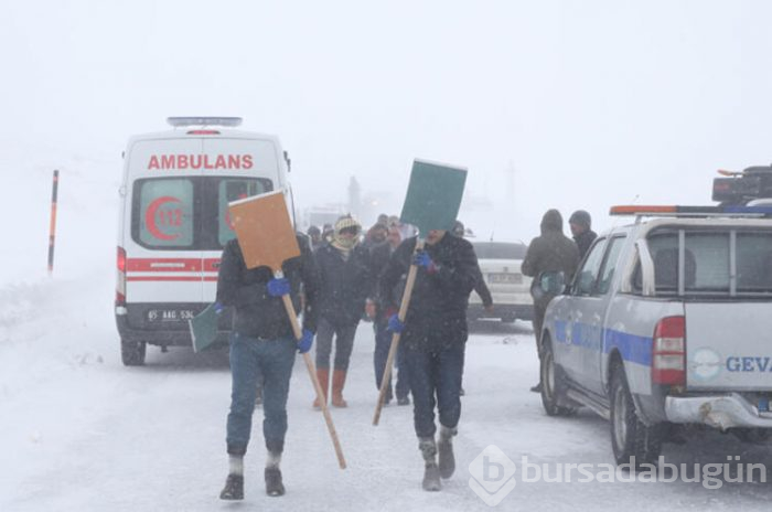Çığ üstüne 39 kurban