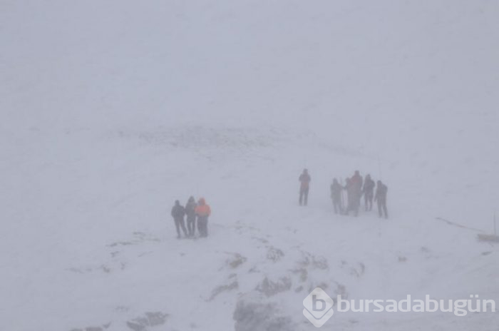 Çığ üstüne 39 kurban