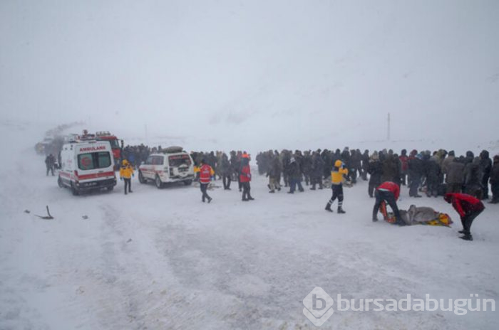 Çığ üstüne 39 kurban