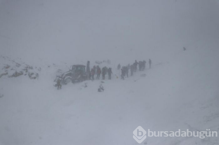 Çığ üstüne 39 kurban
