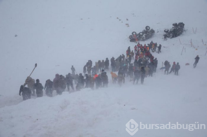 Çığ üstüne 39 kurban