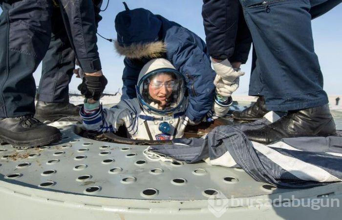 Kadın astronot dünyaya rekorla döndü!