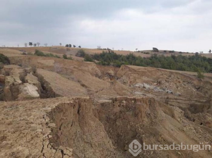 Heyelanın ortaya çıkardı görüntüler!