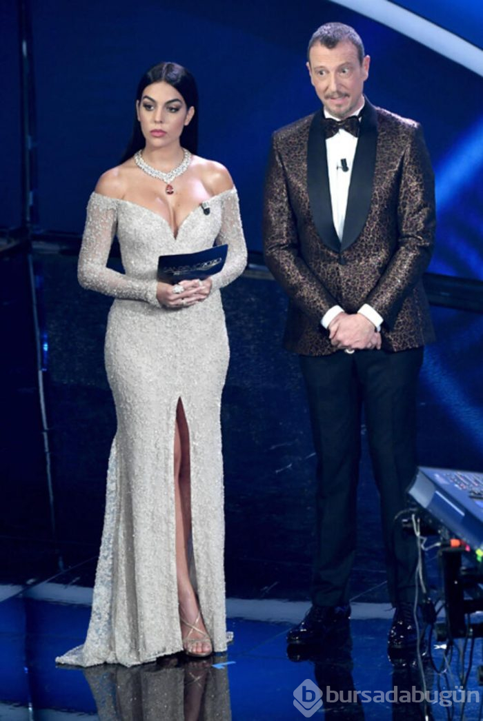 Cristiano Ronaldo'nun sevgilisinden sürpriz!
