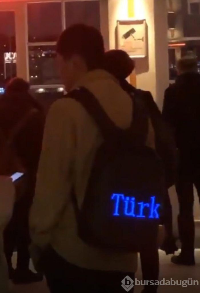 İstanbul'a gelen turist güldürdü! Koronavirüslü olmadığını anlattı...