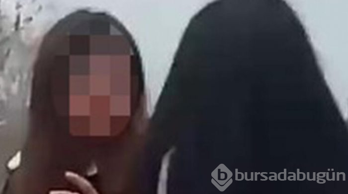 Genç kızlar çete kurmuş! Çocukları dövüyorlar...