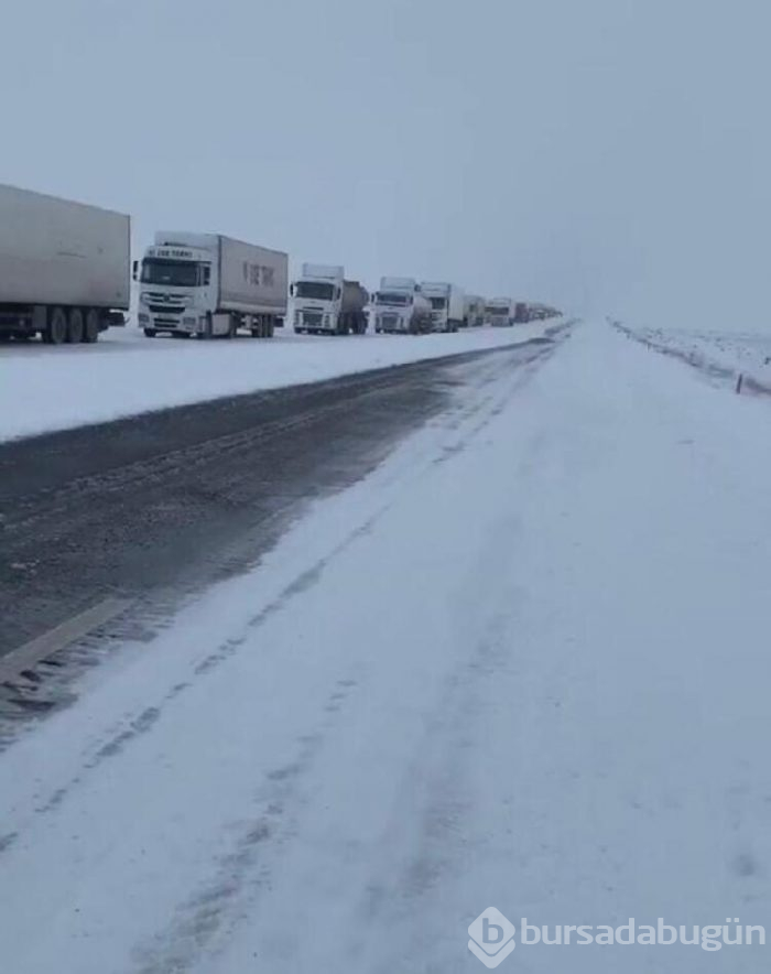 İpek Yolu kardan kapandı!