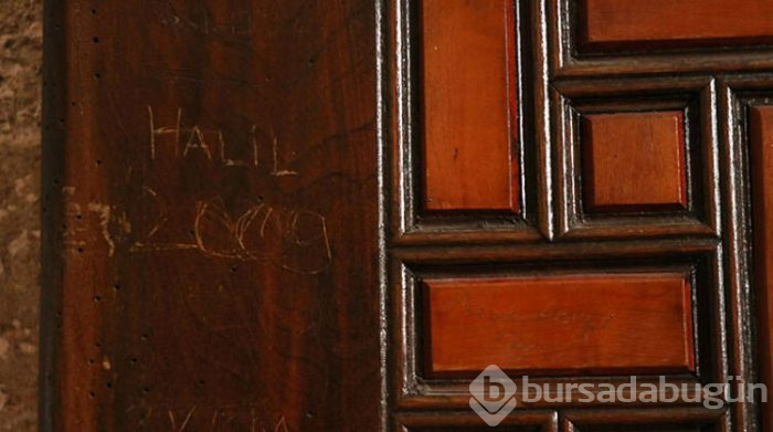 Selimiye Camii'nin tarihi kapılarına zarar verdiler!