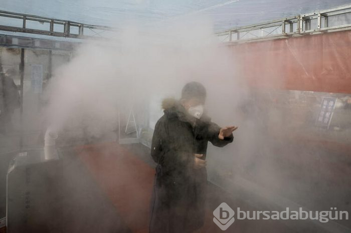 Dünya şoka uğradı! Virüsten hayatını kaybedenlerin sayısı 1115'i buldu..
