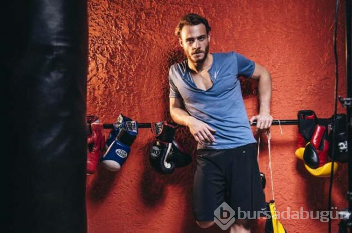 Kerem Bursin, efsane sporcu için düğmeye bastı!