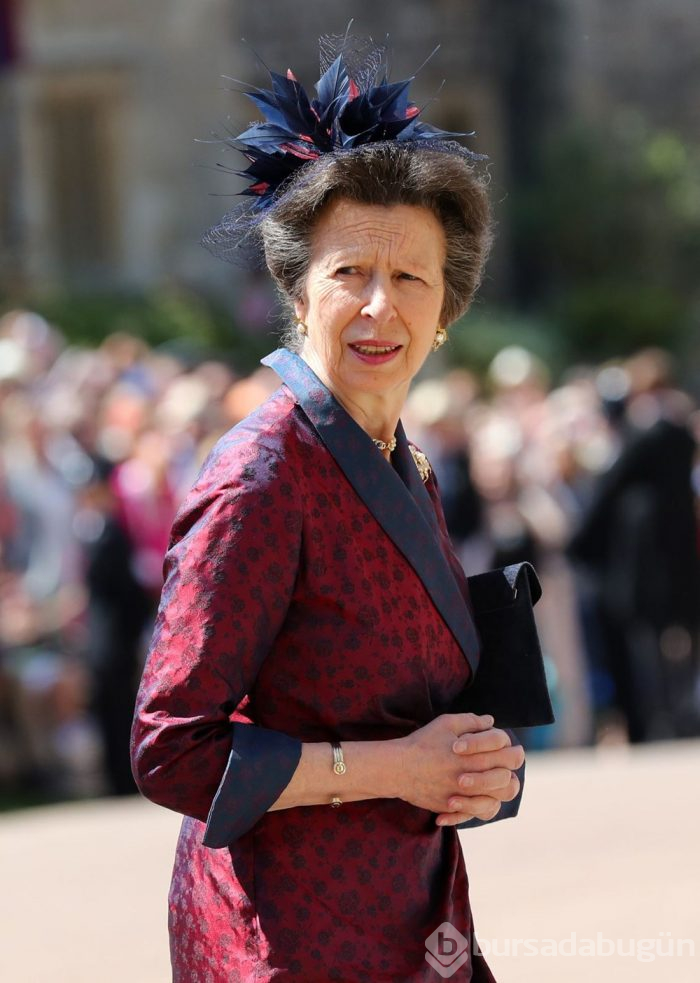 Prens Harry'nin yerine, Prenses Anne geçti!