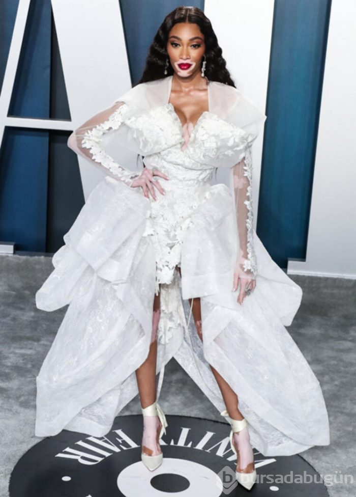 Adriana Lima'ya acımasız eleştiri