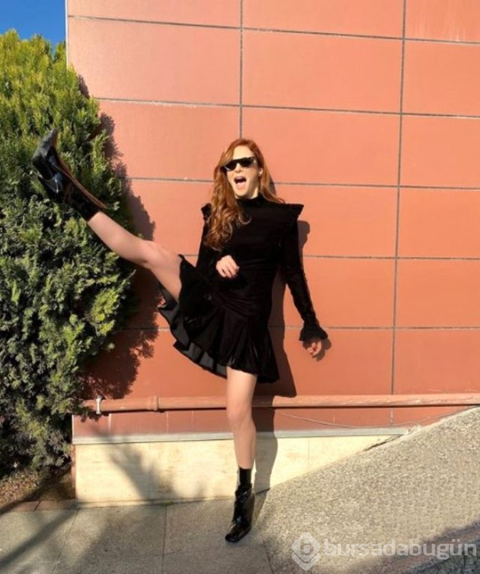 Balkon pozuyla sosyal medyayı salladı!