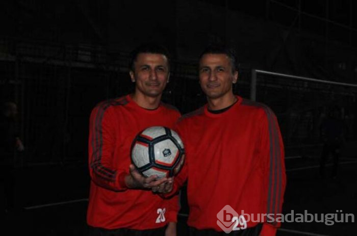 Benzerlikleriyle hakemi şaşırtan futbolcular!