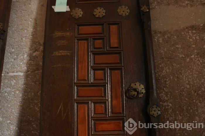 Selimiye'nin kapısındaki yazılara soruşturma açıldı!