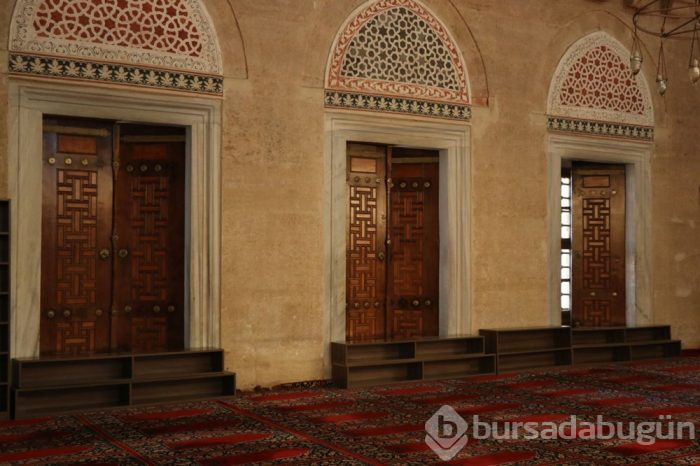 Selimiye'nin kapısındaki yazılara soruşturma açıldı!