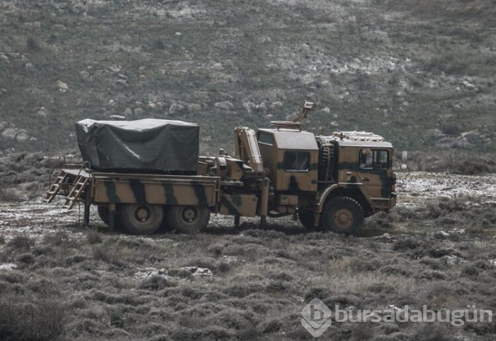 İdlib'de helikopterin vurulma anı!