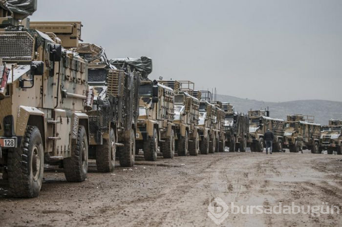 İdlib'de helikopterin vurulma anı!
