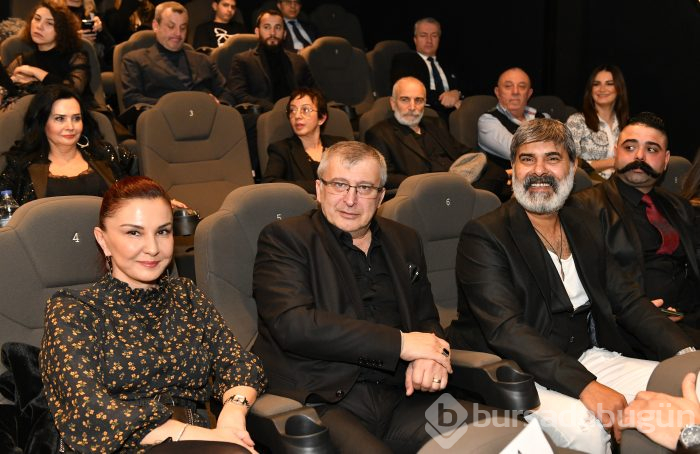'Ağır' gala! Galada romantizim