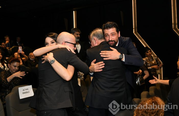 'Ağır' gala! Galada romantizim