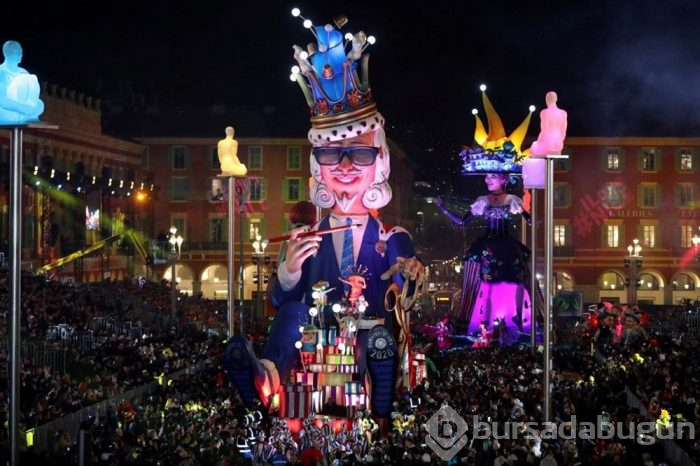 Fransa'da renkli karnaval 