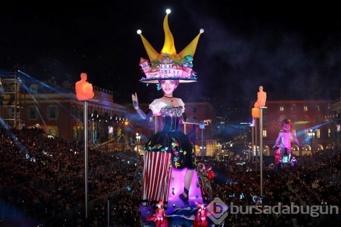 Fransa'da renkli karnaval 