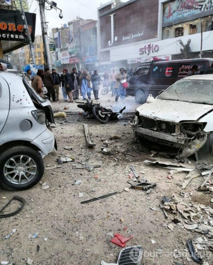 Pakistan da kanlı saldırı