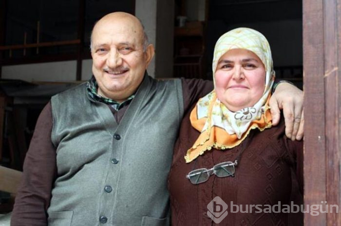  4 çocuk annesi, çalışma azmi ile  övgü topluyor