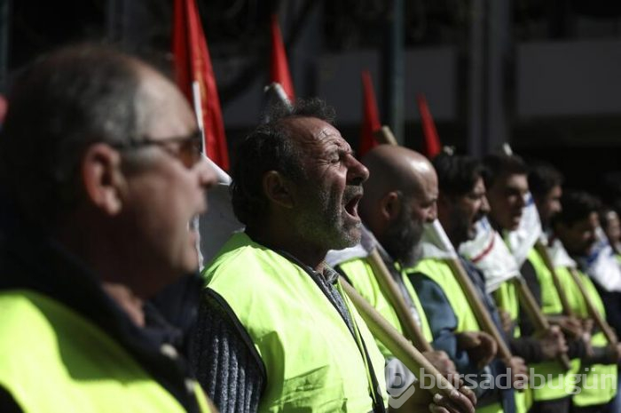 Yunanistan'da hayat tamamen durdu!