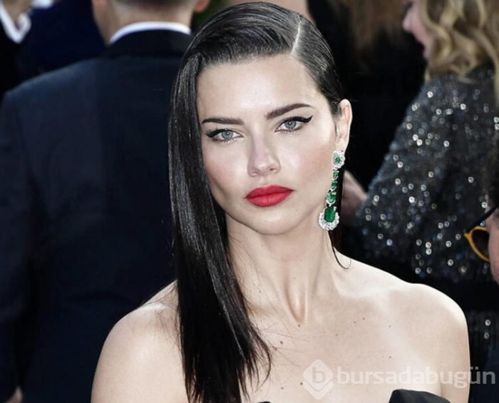 Adriana Lima'dan Türkiye'ye mesaj!