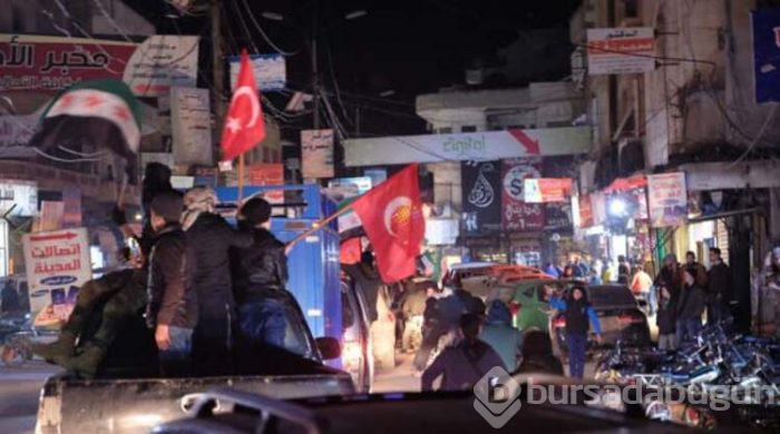 Türk bayraklarıyla sokaklara döküldüler!