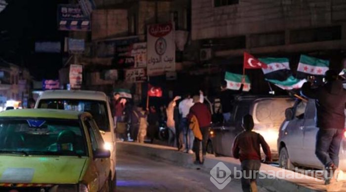 Türk bayraklarıyla sokaklara döküldüler!
