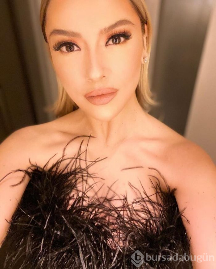 Hadise lüks için yollara düştü!