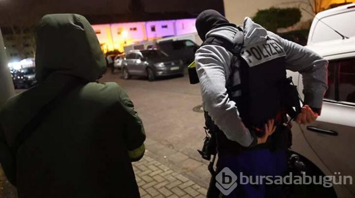 Tobias Rathjen "Nüfusu yarıya indirmek" istemiş!