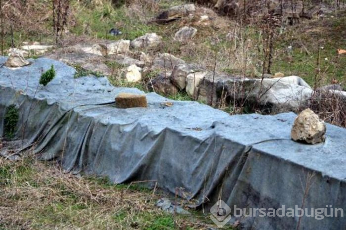 Bahçesinde Roma dönemine ait eserler çıktı