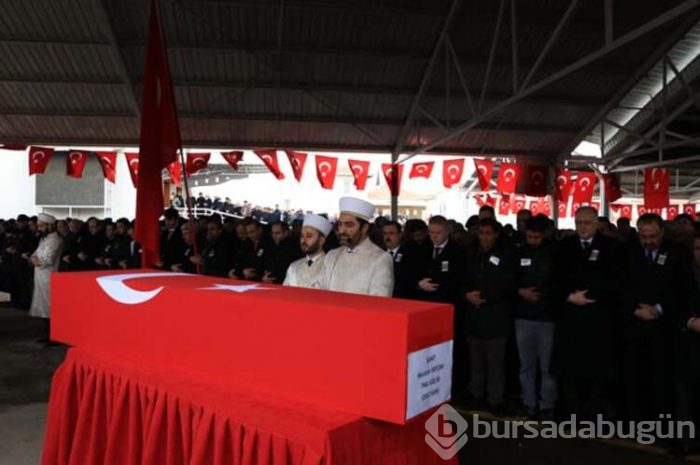 İdlib şehidi sözleşmeli er memleketi toprağa verildi