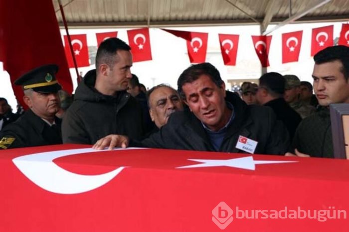İdlib şehidi sözleşmeli er memleketi toprağa verildi