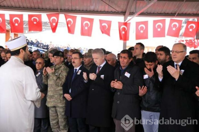 İdlib şehidi sözleşmeli er memleketi toprağa verildi