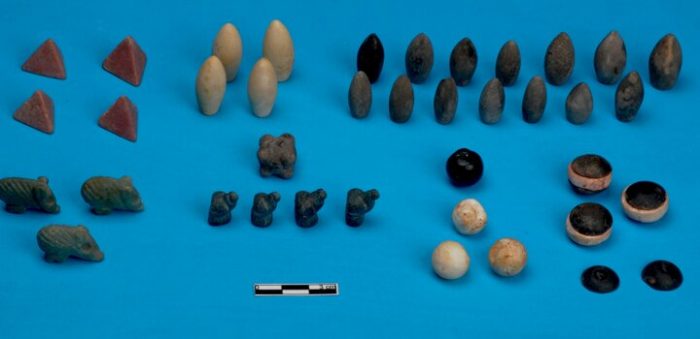 Höyükten çıkan tarihi 'oyun seti'nin eksik parçaları işte böyle görüntülendi!