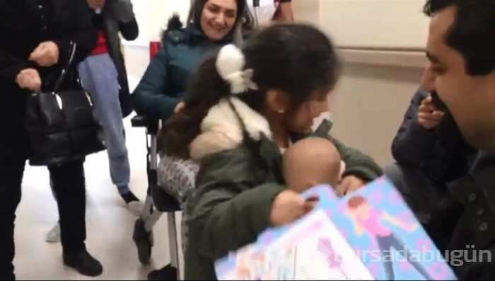 Uçak kazasında kaybetmişti! Görünce sevinçten havalara uçtu