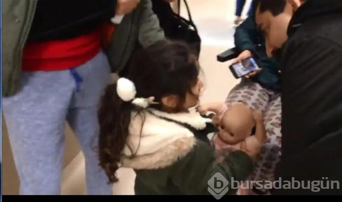 Uçak kazasında kaybetmişti! Görünce sevinçten havalara uçtu