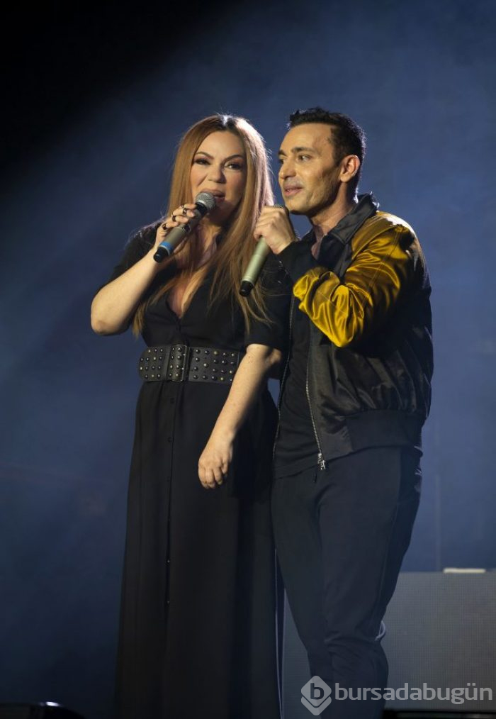Konserinde hayalini gerçekleştirdi