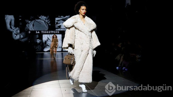 Moda haftasında gül bahçesi