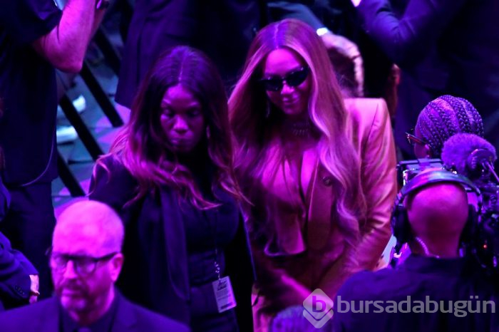 Beyonce'den özel performans