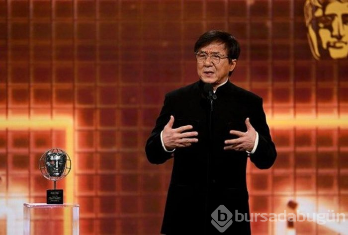 Jackie Chan karantinaya alındı iddiası!