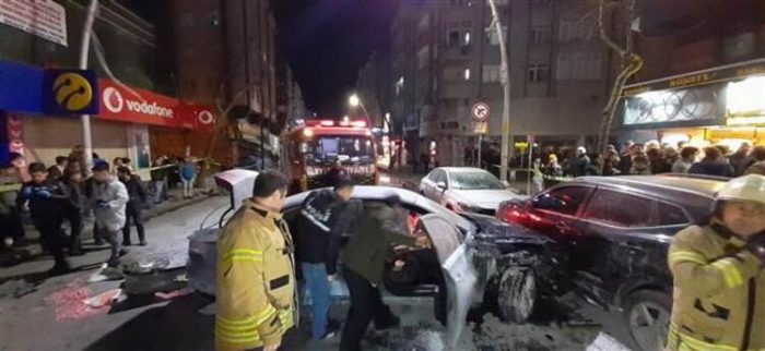 Sultangazi'de korkunç kaza!