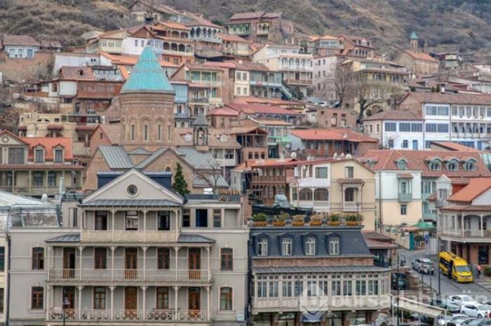 Tiflis tarihiyle turistleri büyülüyor