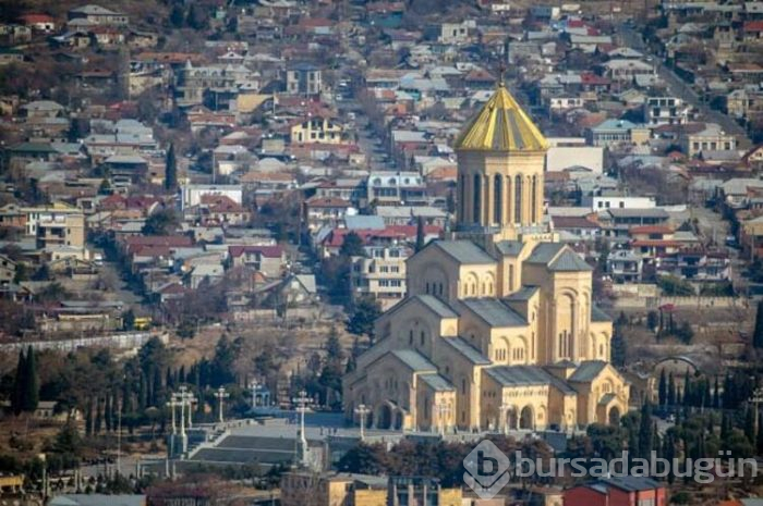 Tiflis tarihiyle turistleri büyülüyor