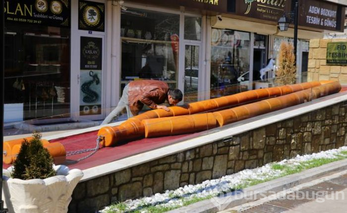 1 tonluk tespihi Cumhurbaşkanına hediye etmek istiyor
